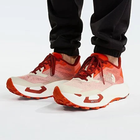 The North Face VECTIV™ Enduris 4 Erkek Ayakkabı - Lava Red/Calacatta