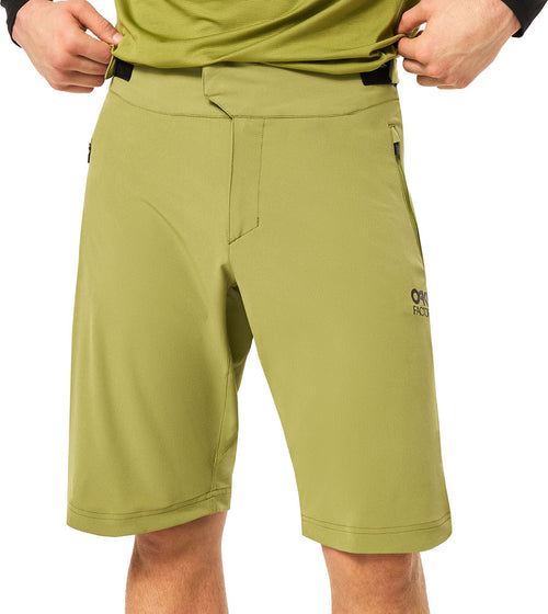 Oakley Factory Pilot Lite Şortlar – Fern (FOA405050-70N) 