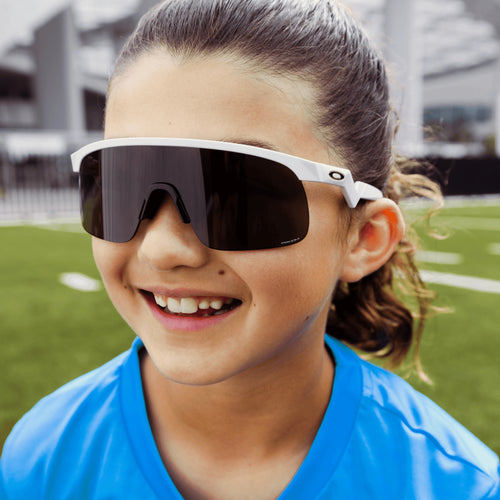Oakley Resistor Genç Güneş Gözlüğü J901030 Pearl White Prizm Black